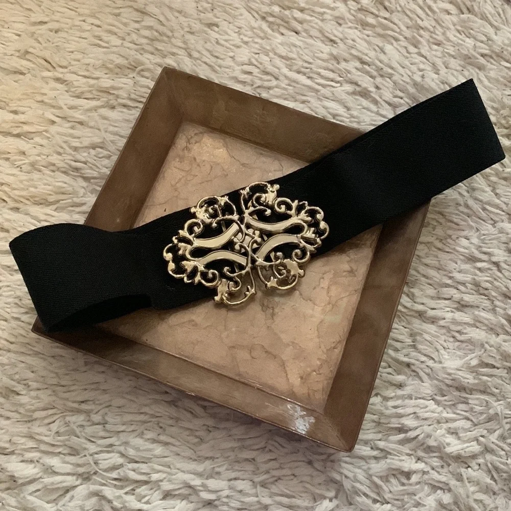 VINTAGE Gold Buckle Black Stretch Belt